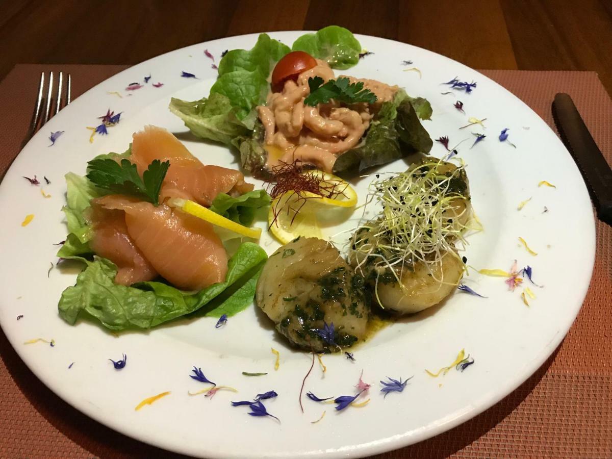 Room Bistro 33 Commugny Kültér fotó