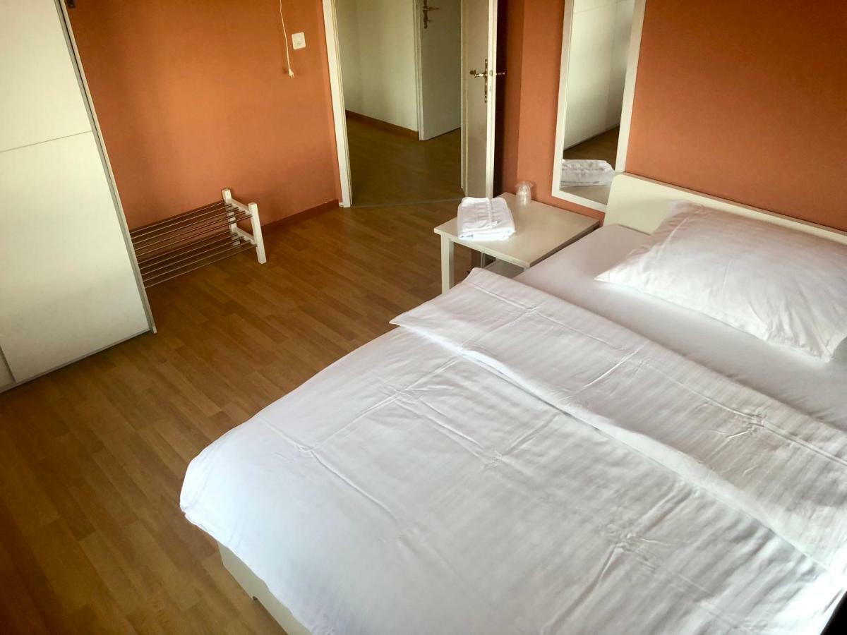 Room Bistro 33 Commugny Kültér fotó